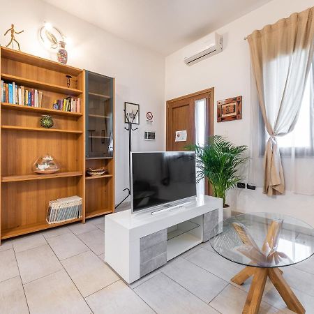 La Mariposa - Bellavita Apartments Ассеміні Екстер'єр фото