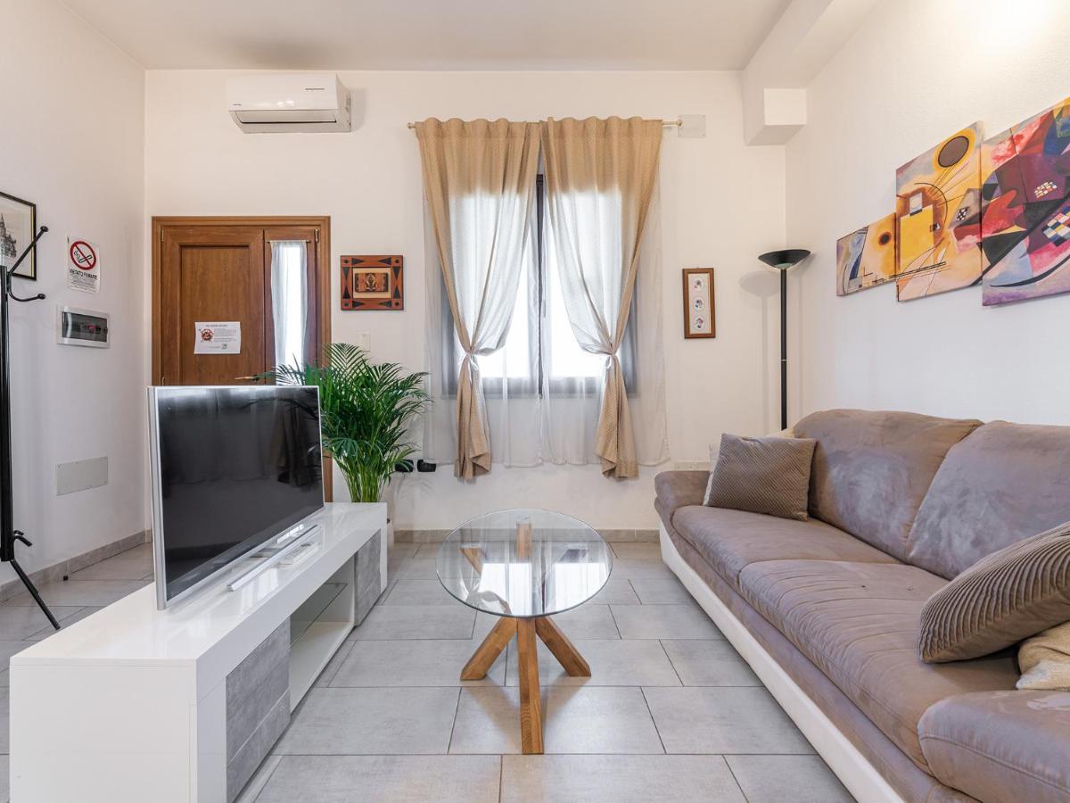La Mariposa - Bellavita Apartments Ассеміні Екстер'єр фото